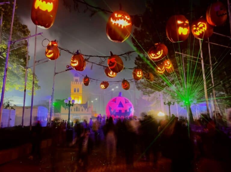 Your Guide to Halloween Haunt at Canada’s Wonderland 2023