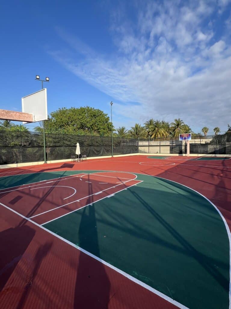 One of many things to do at Moon Palace Cancun is basketball. These empty basketball courts are perfect for pick-up basketball games.