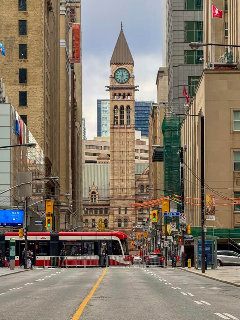 Toronto Travel Guide for First Time Visitors